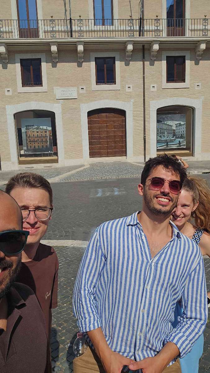 team building scavenger hunt