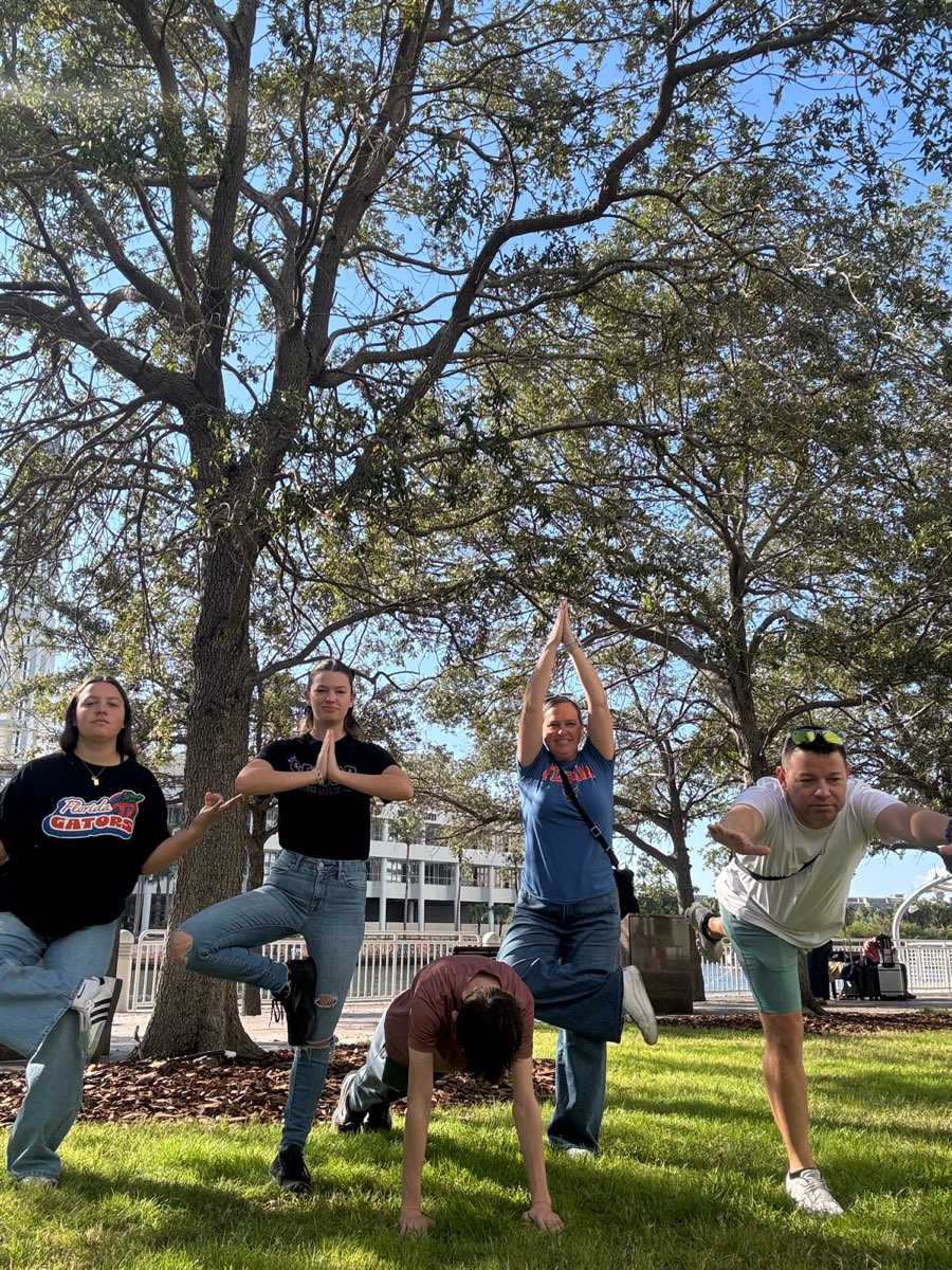 team building scavenger hunt