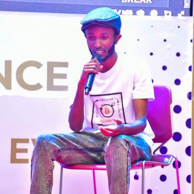 Kev Makini