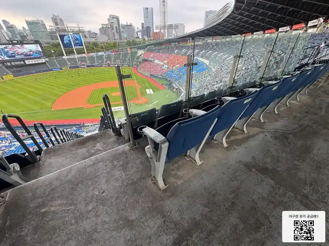 322블록 285번 좌석 뷰 1