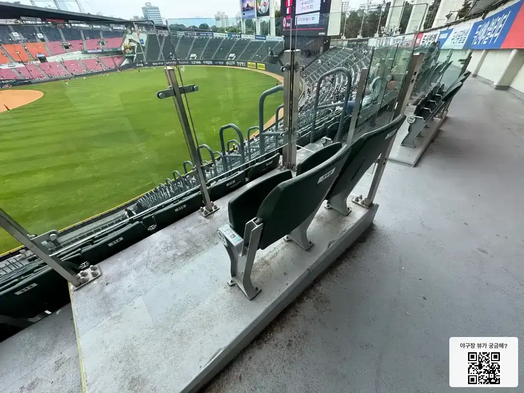 403블록 319번 좌석 뷰 1