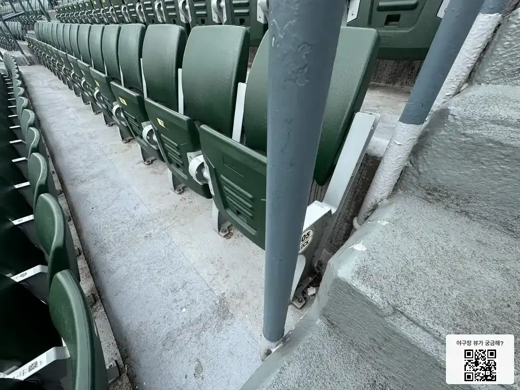 405블록 80번 좌석 뷰 1