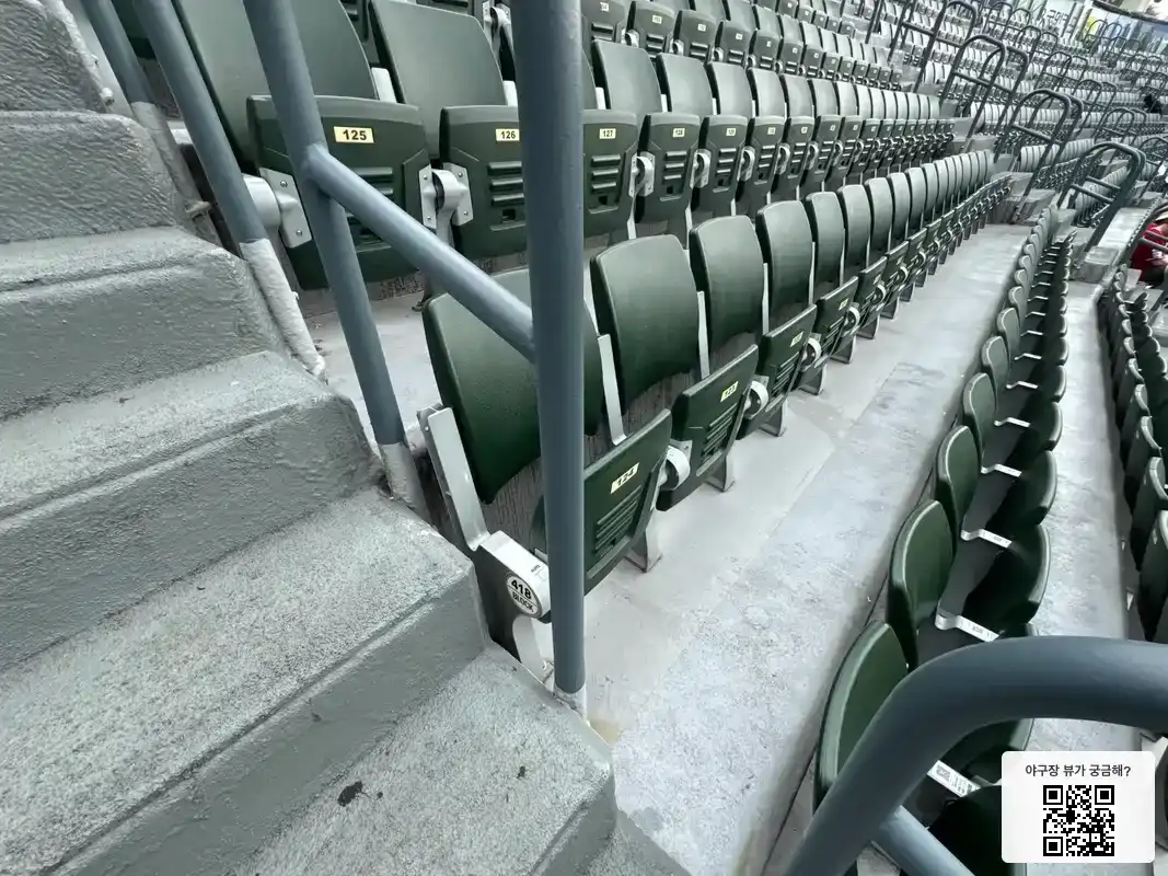 418블록 124번 좌석 뷰 1