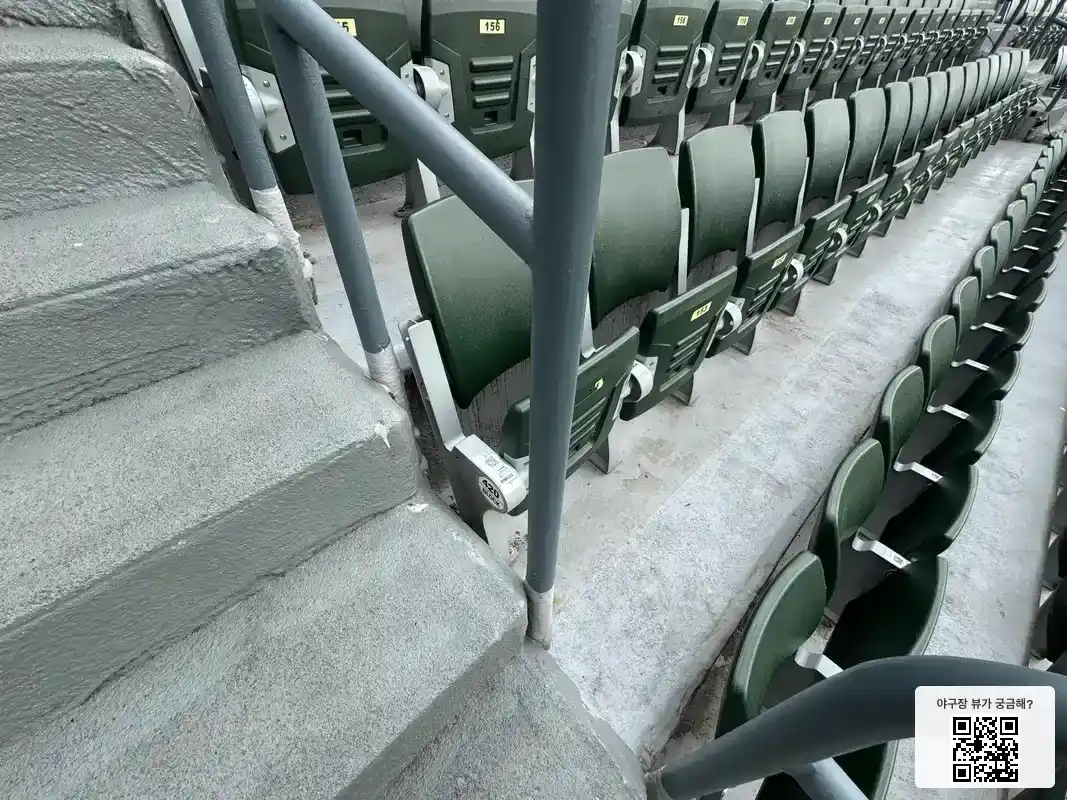 420블록 154번 좌석 뷰 1