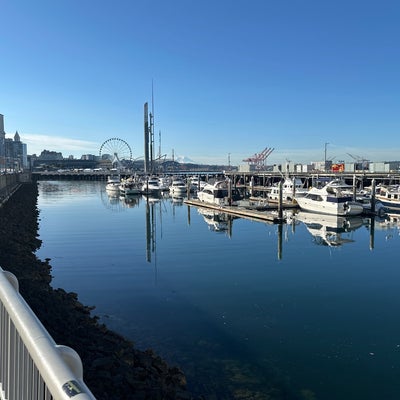 photo of Anthony's Pier 66 & Bell Street Diner