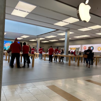 photo of Apple Bellevue Square