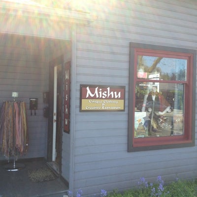 photo of Mishu Clothing