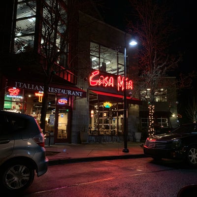 photo of Casa Mia Italian Restaurant and Pizzeria