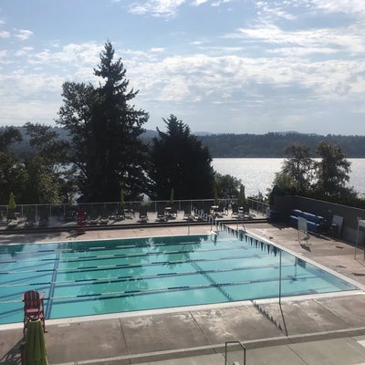photo of Mercerwood Shore Club