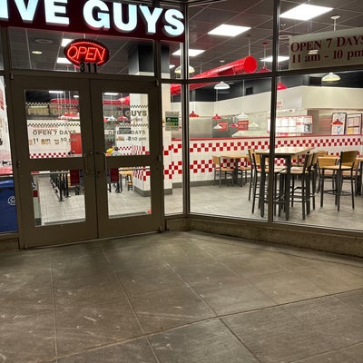 photo of Five Guys