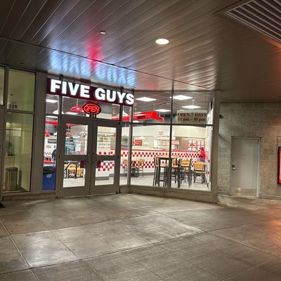 photo of Five Guys