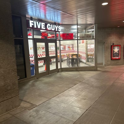 photo of Five Guys