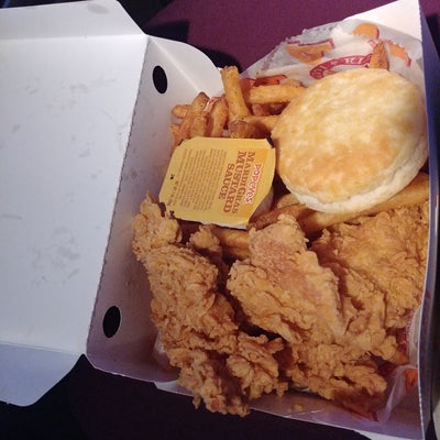 photo of Popeyes Louisiana Kitchen