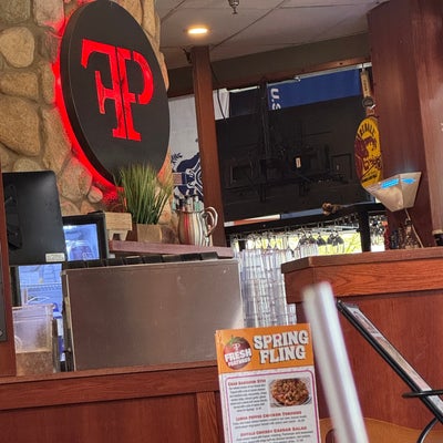 photo of Farrelli's Wood Fire Pizza