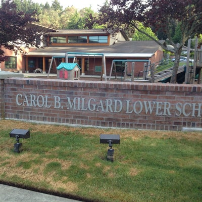 photo of Charles Wright Academy