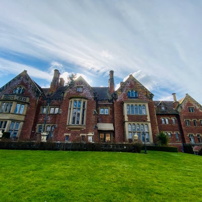 photo of Thornewood Castle Inn-Gardens