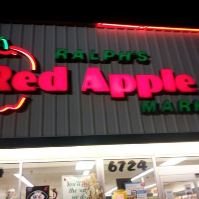 photo of Ralph's Red Apple Market