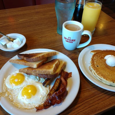 photo of Denny's