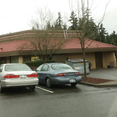 photo of Shari's Cafe and Pies