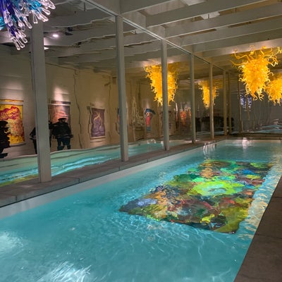 photo of Dale Chihuly's Studio