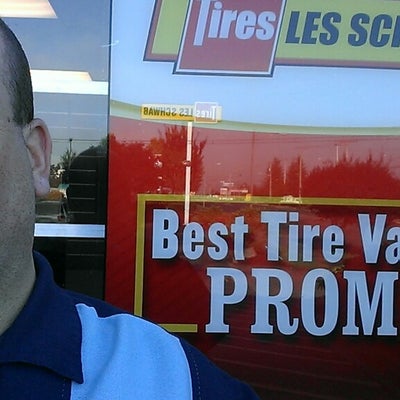 photo of Les Schwab Tire Center