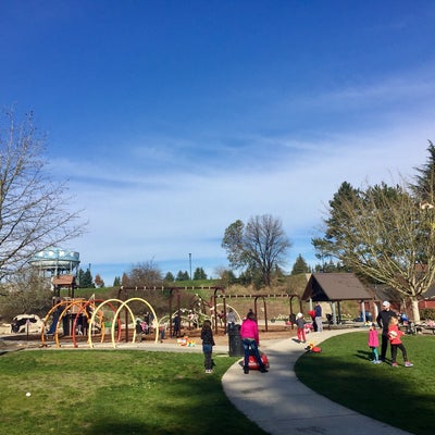 photo of Maple Leaf Playground