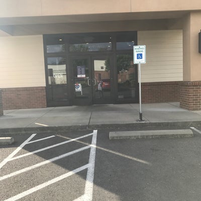 photo of Domino's Pizza