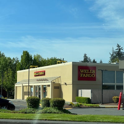 photo of Lakewood Towne Center