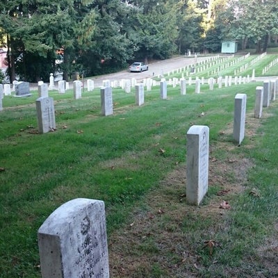 photo of Fort Lawton Military Cemetery