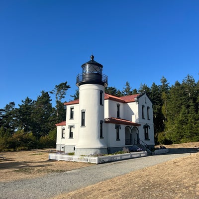 photo of Admiralty Head Lighthouse