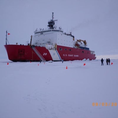 photo of USCGC Healy (WAGB-20)