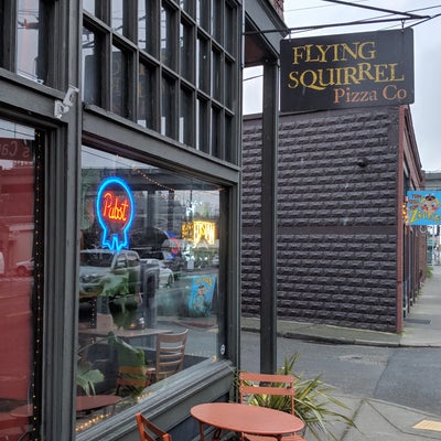 photo of Flying Squirrel Pizza Co.