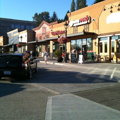 photo of Bella Bottega Shopping Center