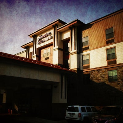photo of Hampton Inn & Suites