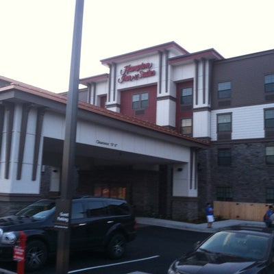 photo of Hampton Inn & Suites