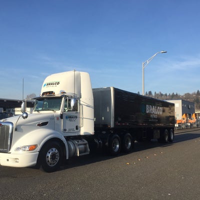 photo of Penske Truck Rental