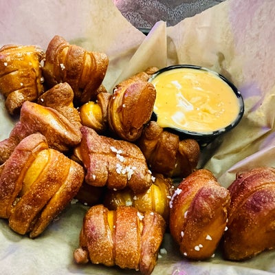 photo of Red Robin Gourmet Burgers and Brews