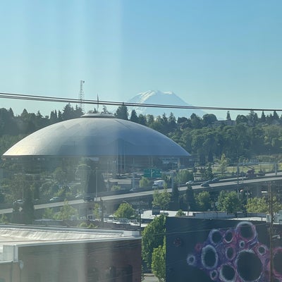 photo of Holiday Inn Express & Suites Tacoma Downtown