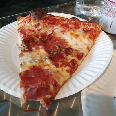 photo of Salamone’s Pizza