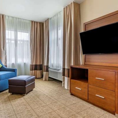 photo of Comfort Inn & Suites Lakewood By Jblm