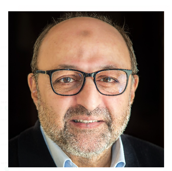 خالد ناصر الدين .. مؤسس باسقات في المزرعة