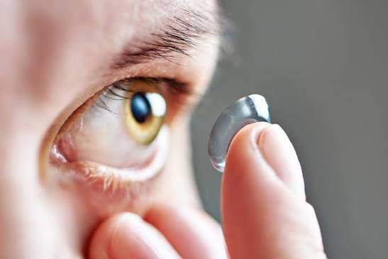 Contact Lens Fitting & Prescription