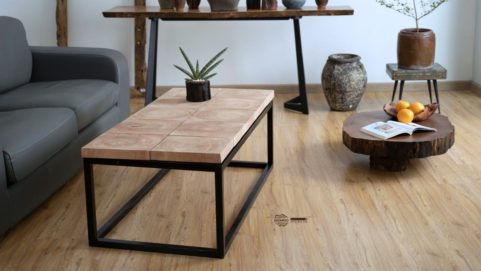 Bàn sofa gỗ không gian nhỏ