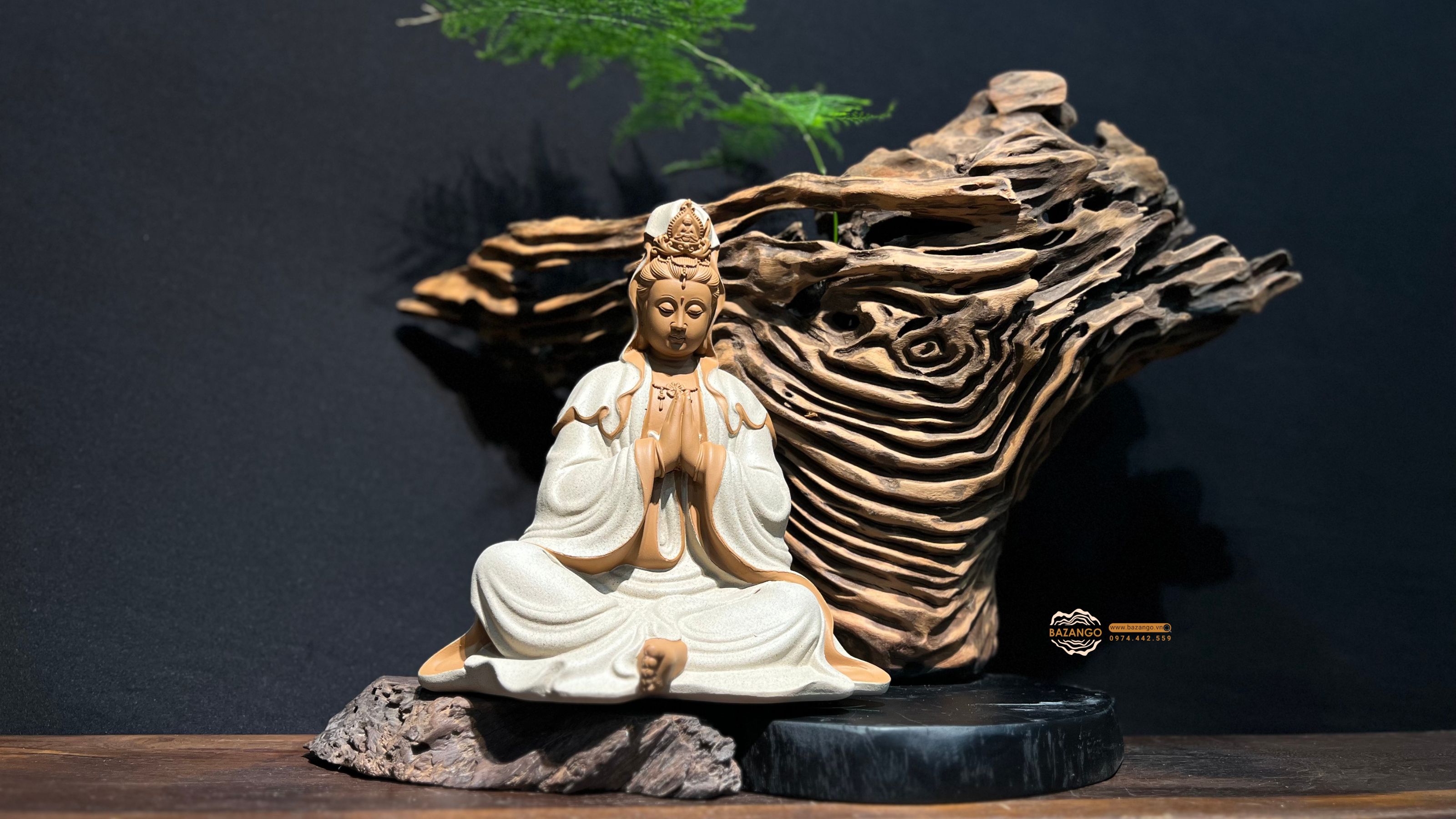 Tượng phật ngồi thiền - gỗ lũa