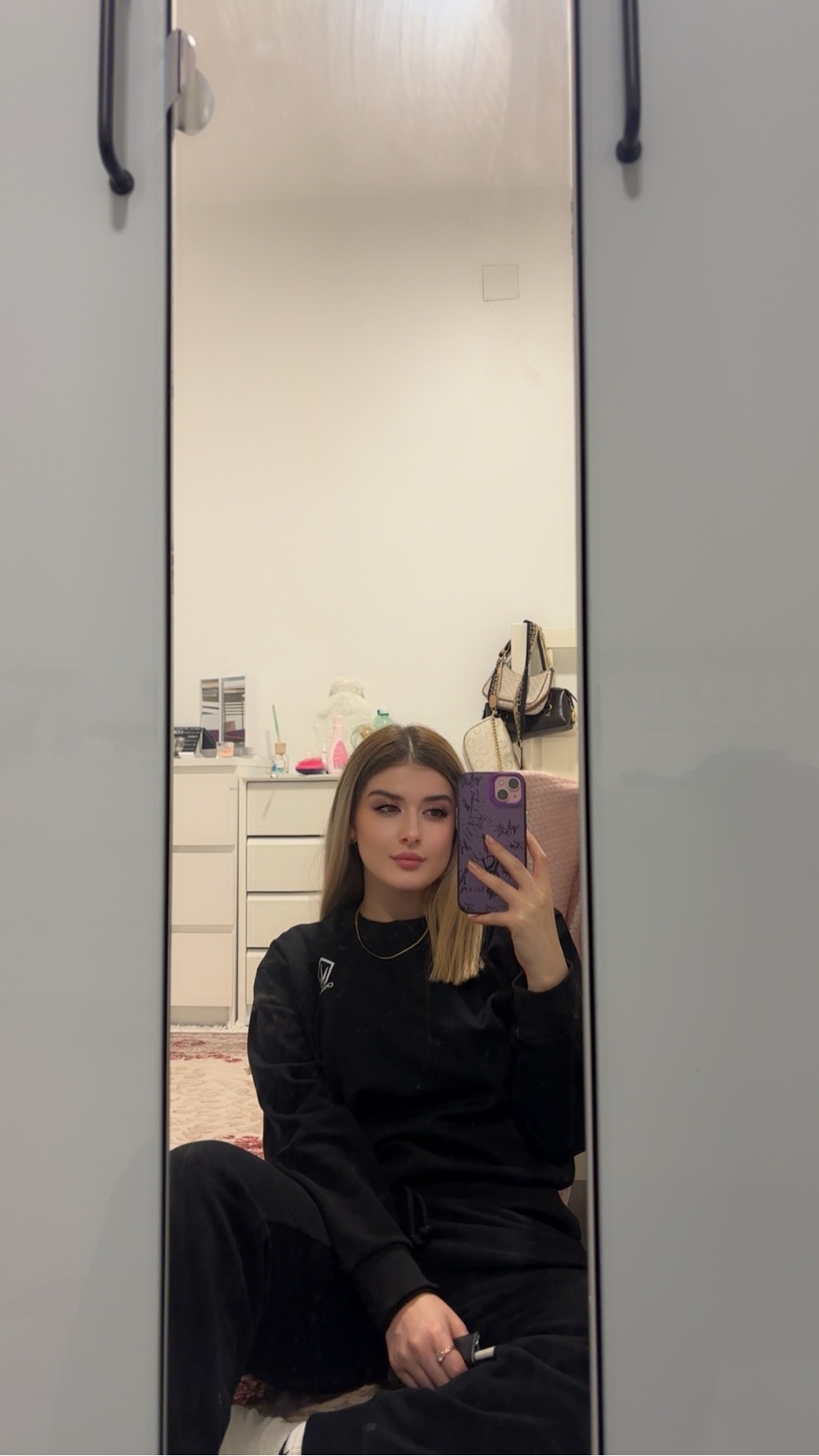 Profile photo of Lara