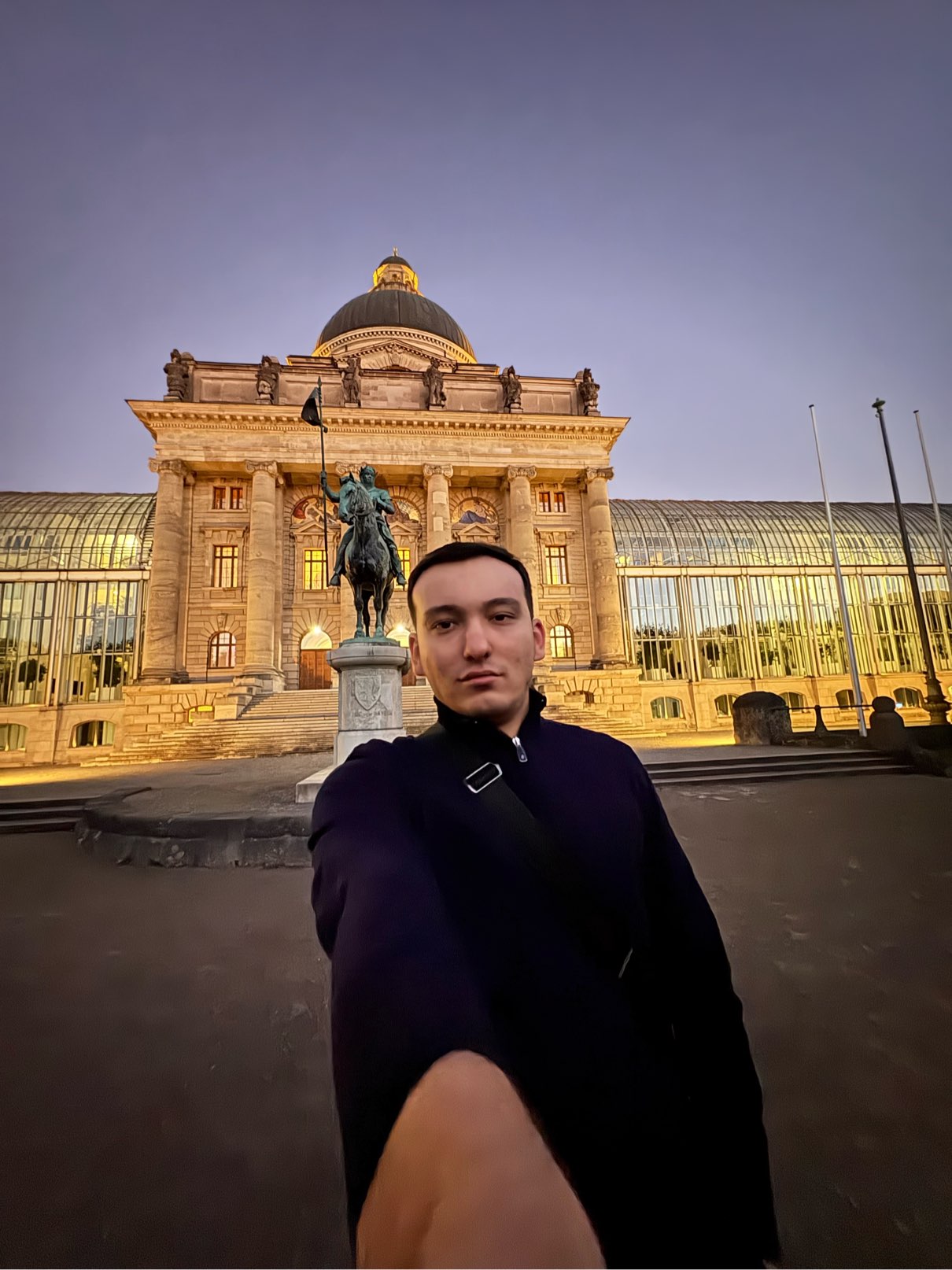 Foto profilo di Davron