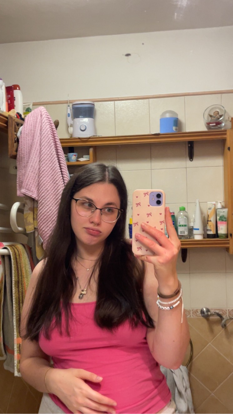 Profile photo of maya maddalin 