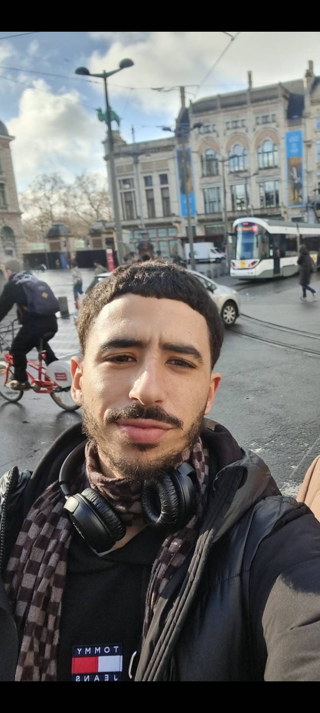 Foto profilo di Hamza