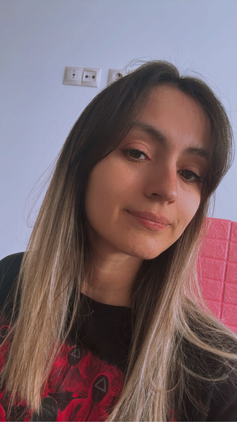 Profile photo of Eliana