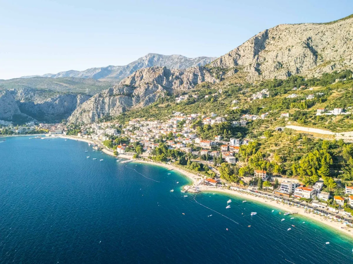 Brzet Beach photo 1